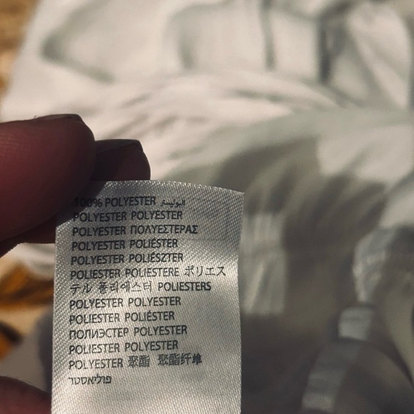 Minimalist White Top Bundle Size M Tie Front Blouse & Structured Crop - Picture 4 of 8